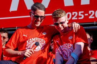 Lasa i sa si deschida ochii joey veerman critica seful netherlands koeman