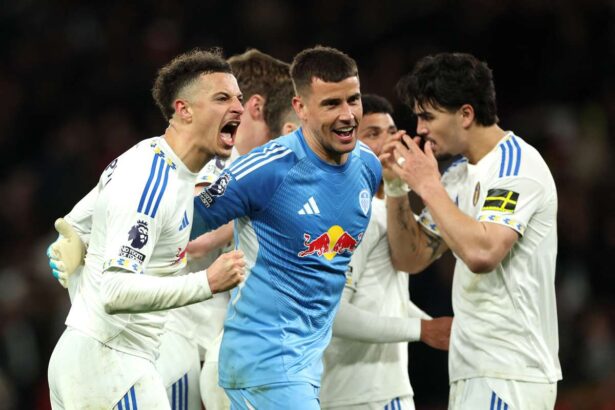 Leeds face o progres semnificativ spre salvarea din premier league cu o victorie istorica impotriva manchester united