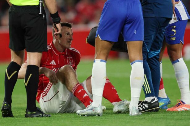 antrenorul noua zeelanda optimist chris wood a evitat o inca accidentare serioasa dupa cea mai recenta problema