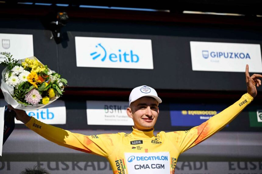 fenomenul francez revendica a doua etapa consecutiva la turul basc outpasescind pe skjelmose si roglic