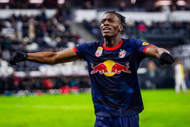 APrtorul French Joane Gadou Se Altur Borussia Dortmund De La Salzburg Pentru A l nlocui Pe Niklas Sule