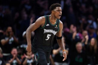 Anthony Edwards Nedumerit pentru Minnesota Timberwolves Primul Meci Impotriva San Antonio Spurs