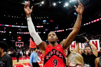 Barrett aduce golul victoriei Raptors imping series la game 7 impotriva Cavaliers