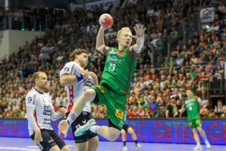 Deseneaza Impotriva Flensburg Suficient pentru Magnus Saugstrup si Magdeburg pentru a reclama titlul german