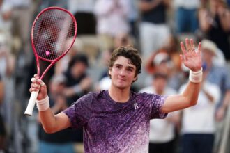 Fonseca realizeaza o revenire sensationala pentru a defa jokovic si a elimina l de la french open intr un meci clasic