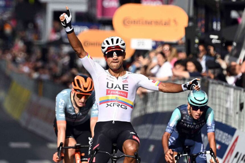 Jhonatan Narvaez asigureaza victorie in Giro dItalia etapa patru Giulio Ciccone reclama jersey roz