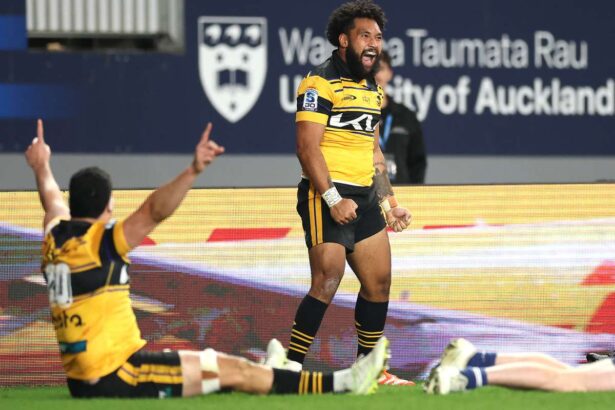 Super Rugby Roundup Hurricanes Declara Castiga sau Mori Dupa Sfasierea Blues