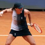 Swiatek domina Pegula si avanseaza la semifinalele Openului Italian