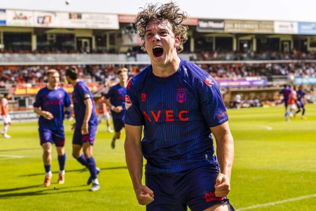 Willem II Se Intoarce in Eredivisie Dupa O Alta Pedeapsa cu Culoar Care Scadere Volendam