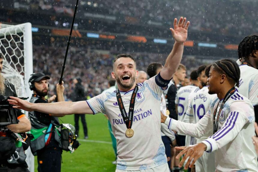capitanul Aston Villa John McGinn invita pe Principele William sa se alature celebrarii din Europa League
