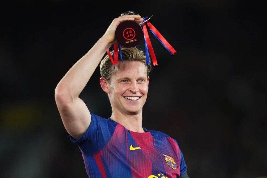 fara indoiala cel mai bun frenkie de jong sarbatoreste titlul special cu barcelona