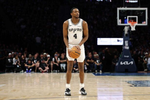 san antonio spurs ar putea pierde deaaron fox si dylan harper pentru meciul 3 din finala conferintei