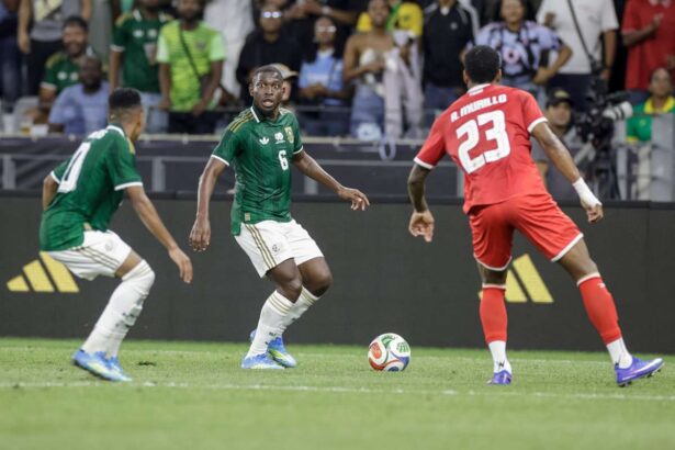Africa de Sud primeste o crestere a sanatatii inainte de primul meci de Coupe Mondiale impotriva Mexicului