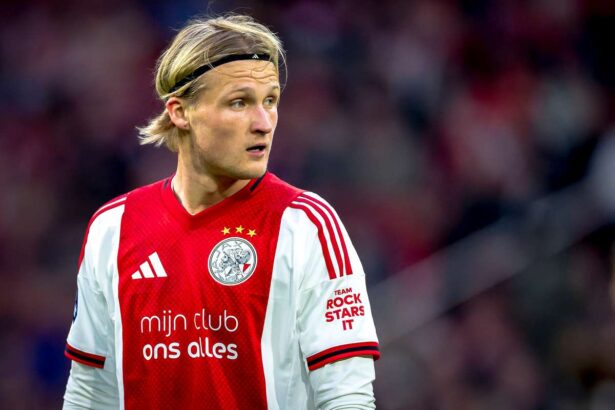 Ajax si Kasper Dolberg in discutii cu Midtjylland despre o retur in Danemarca