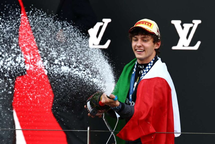 Antonelli castiga in Grand Prix ul Monaco foarte haotic inainte de Hamilton pentru a sustine urmarirea titlului