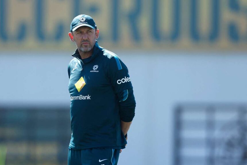 Antrenorul Socceroos Popovic isi extinde contractul pana in 2027 Cupa Asiei