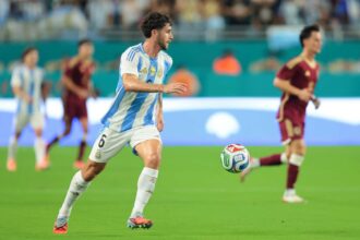Argentina Cheama Pe Marcos Senesi Pentru Cupa Mondiala