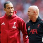 Captainul Liverpool Virgil van Dijk Reactioneaza la Demiterea lui Arne Slot A Fost o Surpriza
