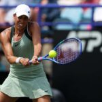 Cheile pentru Face Maria in Eastbourne Decider Dupa Ce Amandoi Beneficiaza De Retirarile Opanentilor