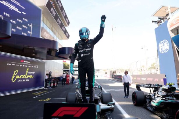 George Russell recupereaza dupa dificultati pentru a obtine pole position la Marele Premiu din Barcelona