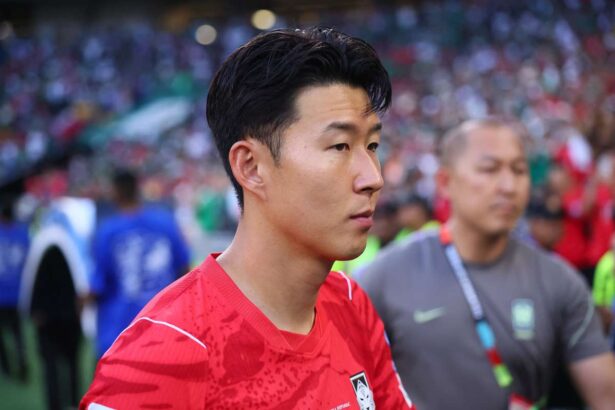 Hong Myungbo din Coreea de Sud spune ca Son a fost rezervat pentru a profita de o Africa de Sud epuizata