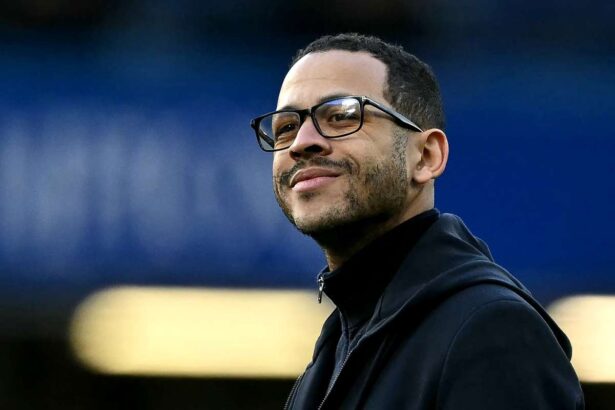 Liam Rosenior este asteptat sa preia functia la Paris FC in Ligue 1
