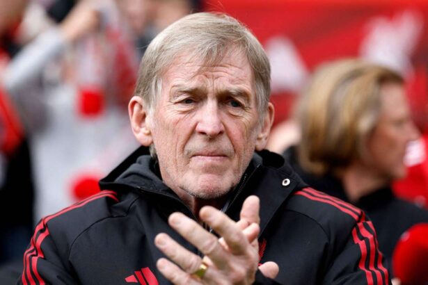 Liverpool Kenny Dalglish Anunta Diagnostic De Cancer