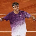 Openul Francez 2026 Cobolli nvinge vntul pentru a defea Auger Aliassime i a avansa la semifinal