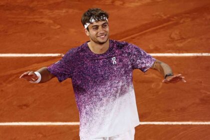 Openul Francez 2026 Cobolli nvinge vntul pentru a defea Auger Aliassime i a avansa la semifinal