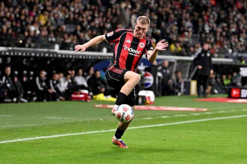 Rasmus Kristensen de la Eintracht Frankfurt se intorce la FC Midtjylland cu un contract de cinci ani