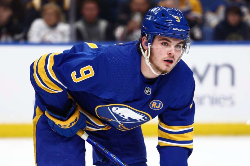 Sabres Semneaza Zach Benson pentru Seven Year 525 Milion Extensie