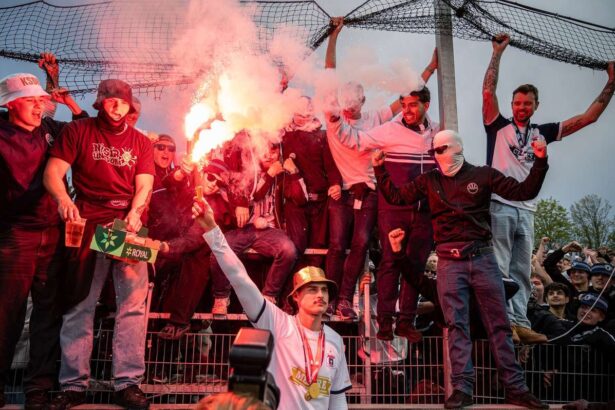 Atacantul german al AGF primeste suspendare de doua meciuri pentru celebrarea titlului danez cu focuri de artificii