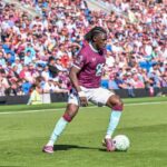 Coventry City anunta semnarea pe cinci ani a loum tchaouna de la burnley