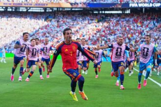 Extra Timp Gol Asigura Victoria Spaniei Impotriva Argeninei Decimata Pentru A Castiga Al Doilea Cupa Mondiala