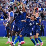 Franta invinge Paraguay in meci intens pentru a se califica in sferturile de finala