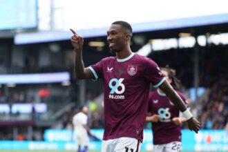 Jaidon Anthony se alatura Brentford de la Burnley pe un contract de patru ani