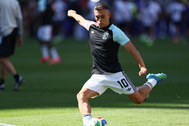 Leandro Trossard se transfera oficial de la Arsenal la Besiktas