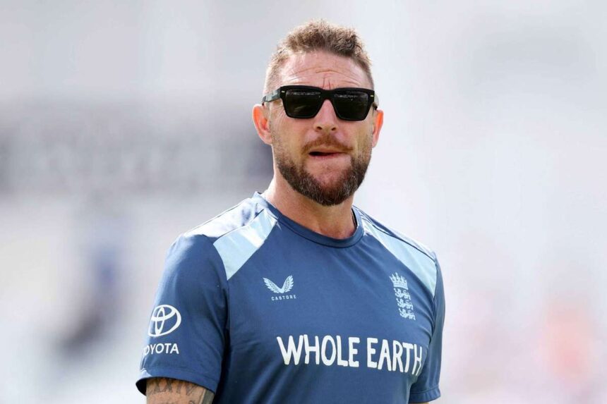 McCullum se va retrage ca antrenor al echipei de test a Angliei va continua in rolul de balon alb