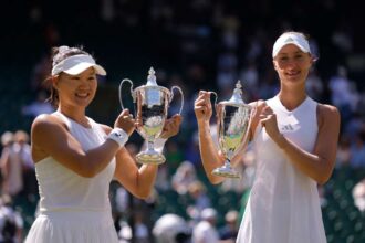 Mladenovic si Guo captureaza titlul la dublu feminin la Wimbledon