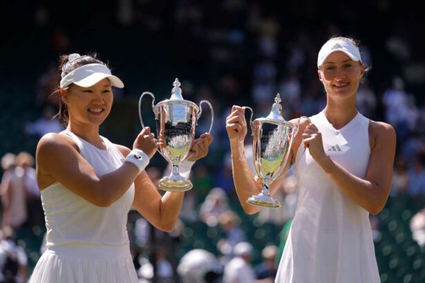 Mladenovic si Guo captureaza titlul la dublu feminin la Wimbledon