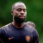 PSV si Feyenoord Incep Competitia pentru Fundaful RB Leipzig Lutsharel Geertruida
