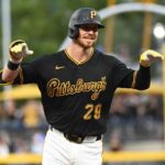 Ryan OHearn Facezaza Istoria Piratilor cu Trei Lovituri de Acasa si 10 RBIs in O Noapte