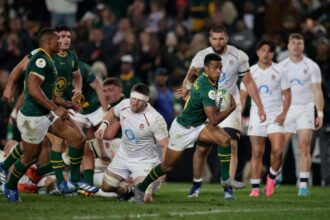 Springboks marcheaza sapte eseuri pentru a invinge Anglia 45 21 in Campionatul Natiunilor