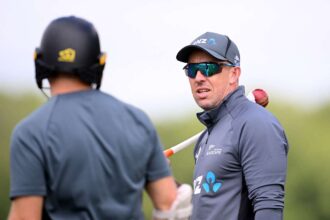 fostul portar australia noua zeelanda ronchi se alatura melbourne renegades ca antrenor principal