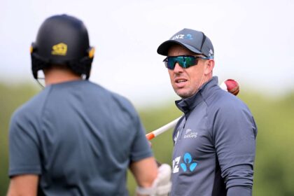 fostul portar australia noua zeelanda ronchi se alatura melbourne renegades ca antrenor principal