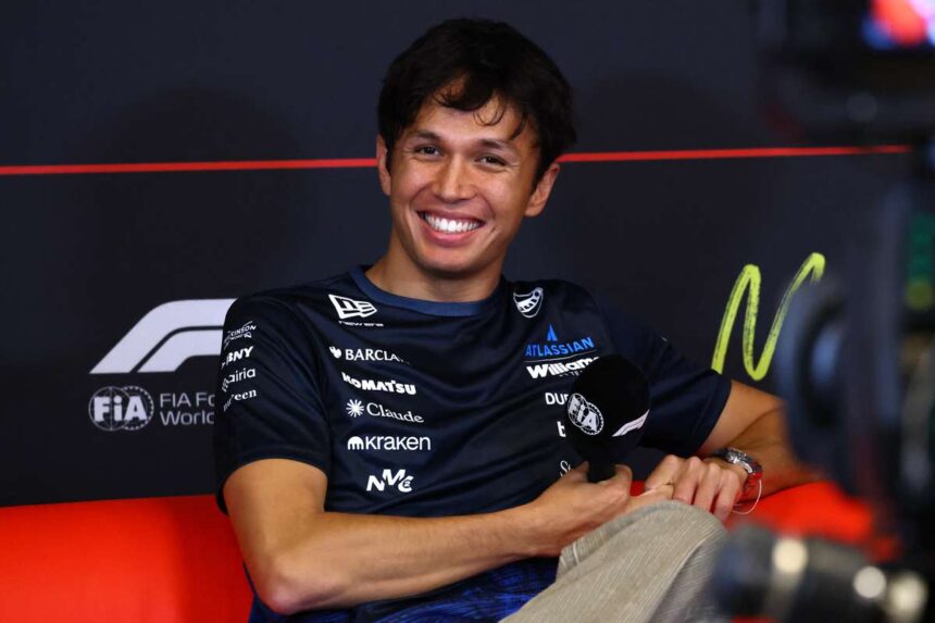Alex Albon va Continua cu Williams pentru sezonul 2027 dupa semnarea prelungirii contractului