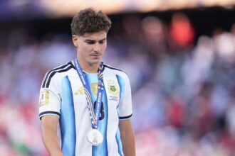 Alvarez concentrat in mijlocul zvonurilor despre transferuri insista noul coechipier Romero