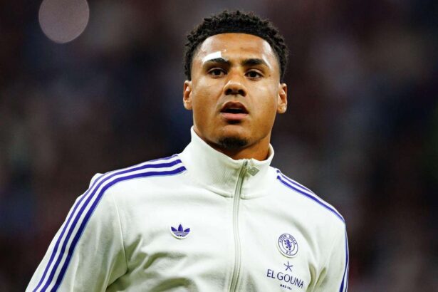 Aston Villa raporteaza ca refuza oferta initiala a al Hilal pentru atacantul Ollie Watkins