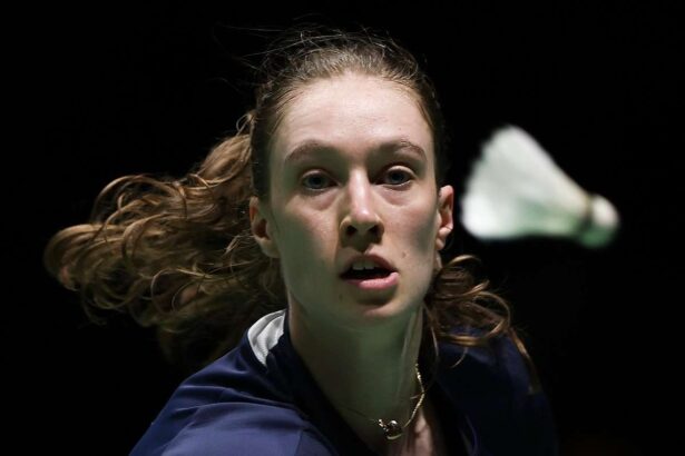 Christophersen primeste o lectie de badminton in sferturile de finala de la brunetul chinez Lumea Nr3