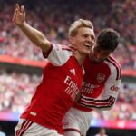 Festivalul de Goluri al Arsenal ii supune pe Manchester City pentru a reclama Ce a Statului Comunitar in Cardiff